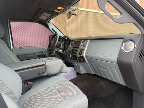 Used 2013 Ford F250 XLT image 41