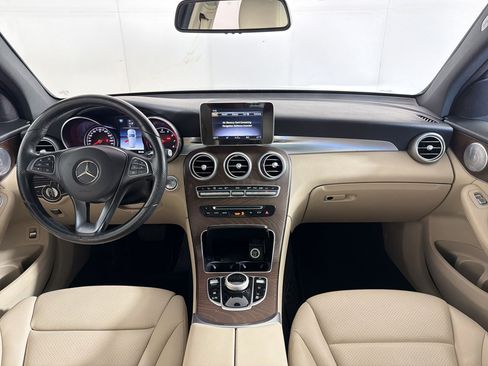 Used 2018 Mercedes-Benz GLC 300 4MATIC image 17