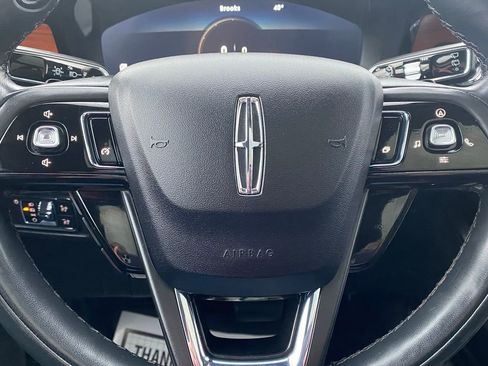 Used 2021 Lincoln Corsair Reserve image 26