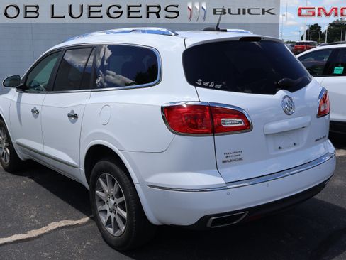 Used 2017 Buick Enclave Convenience FWD image 3