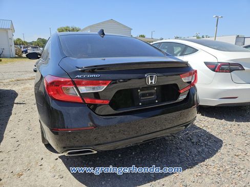Used 2022 Honda Accord Sport Special Edition image 9