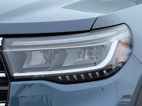 Used 2026 Ford Explorer Active w/ Active Comfort Package image 37