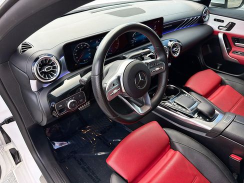 Used 2021 Mercedes-Benz CLA 35 AMG 4MATIC image 24