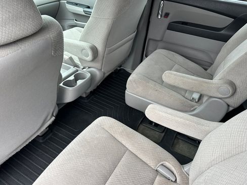 Used 2016 Honda Odyssey LX image 9