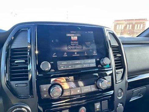 Certified 2024 Nissan Titan SV w/ SV Bronze Edition Package AWD/4WD image 17