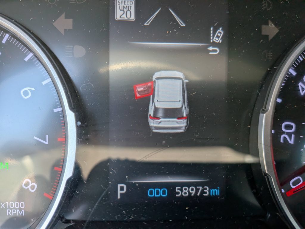 Used 2021 Toyota RAV4 XLE FWD image 17