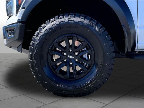 Used 2025 Ford F150 Raptor AWD/4WD image 10