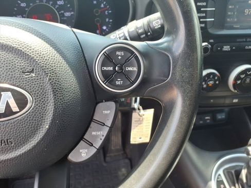 Used 2016 Kia Soul w/ Convenience Package FWD image 30