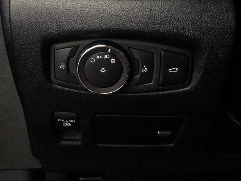 Used 2019 Lincoln Continental Premiere FWD image 28