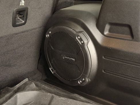 Used 2021 Jeep Wrangler Unlimited Rubicon AWD/4WD image 25
