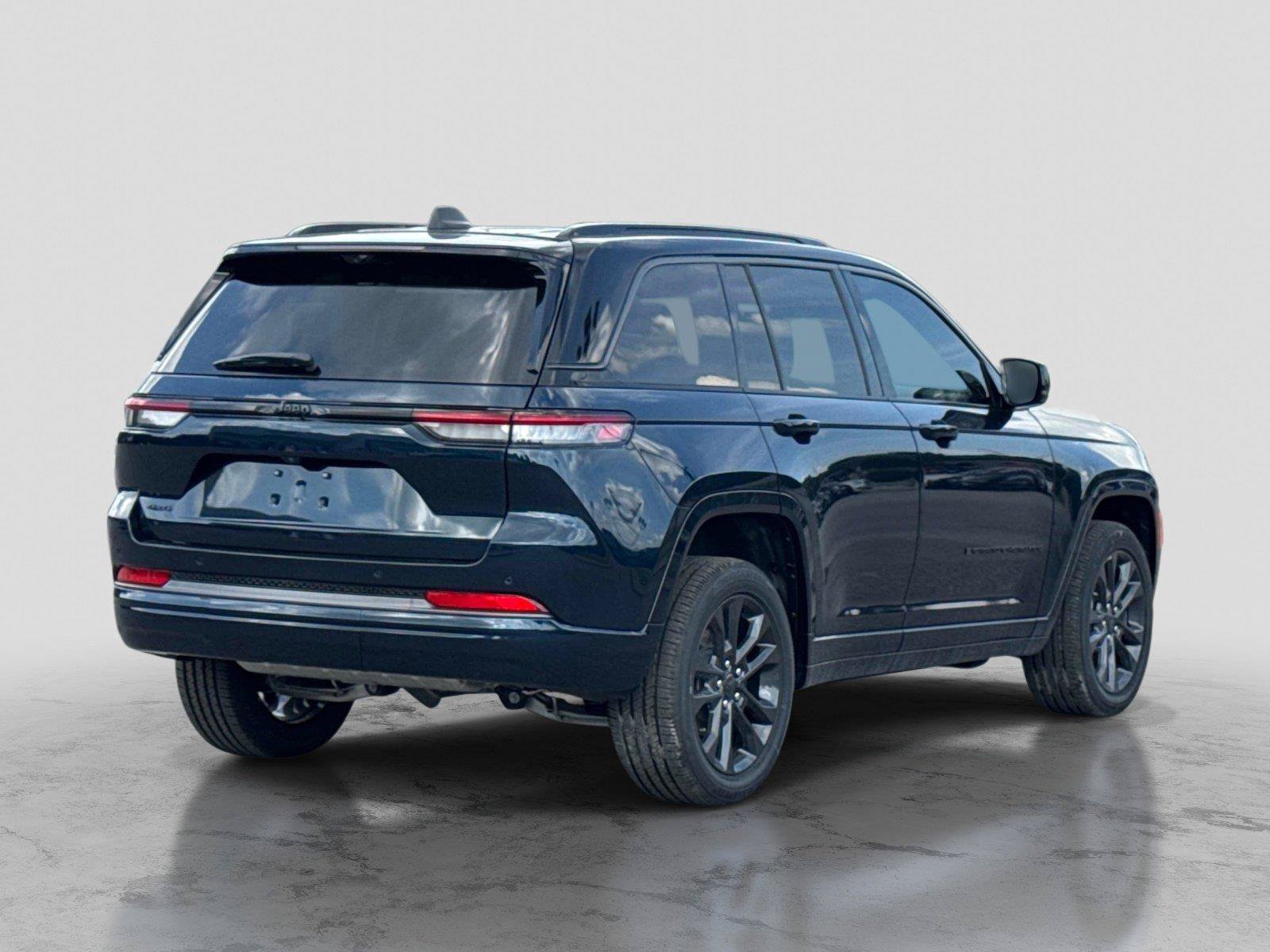 New 2026 Jeep Grand Cherokee Limited AWD/4WD image 5