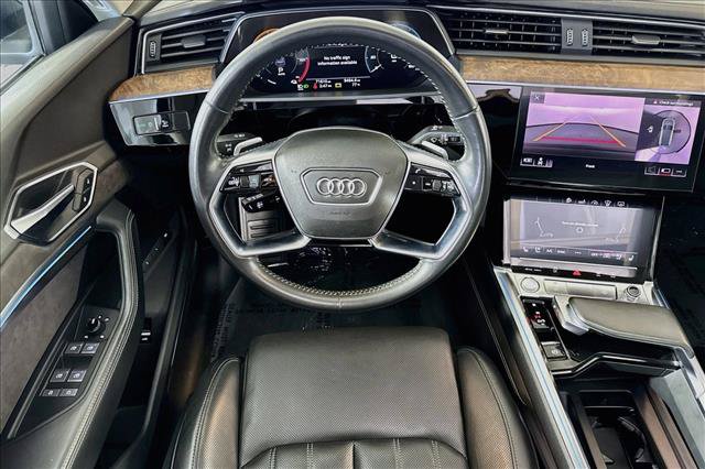 Used 2019 Audi e-tron Prestige w/ Prestige Package AWD/4WD image 21