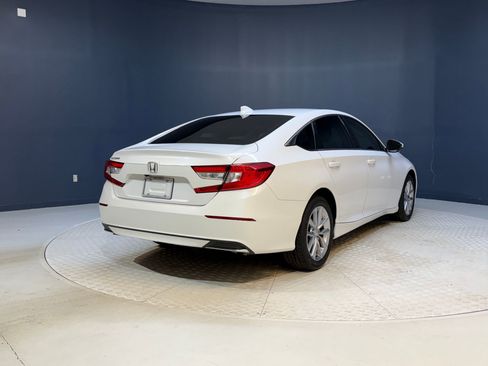 Used 2021 Honda Accord LX image 9