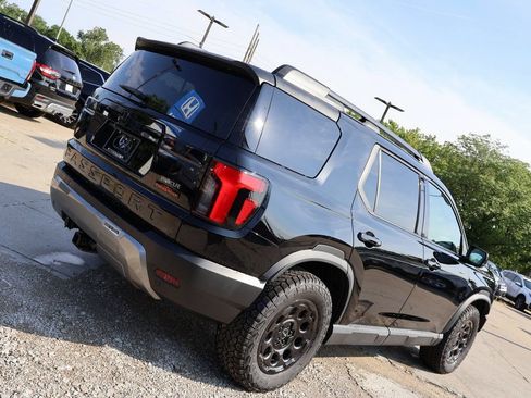 Certified 2026 Honda Passport TrailSport Elite image 7