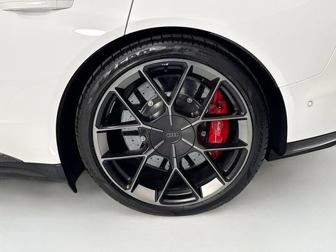 Certified 2025 Audi RS e-tron GT performance w/ Dynamic Plus Package AWD/4WD image 30