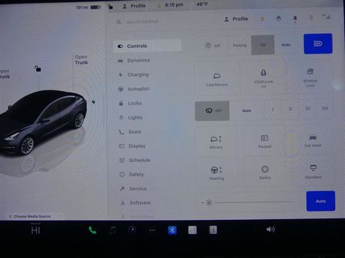Used 2023 Tesla Model 3 Standard Range image 12