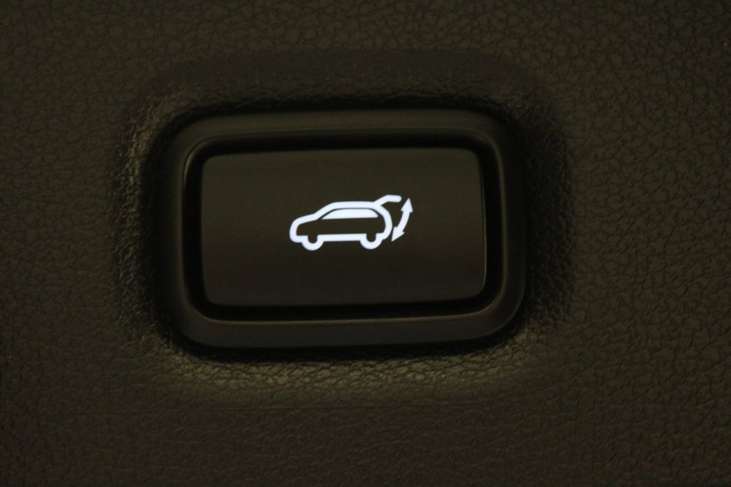 Certified 2023 Hyundai Santa Fe Calligraphy FWD image 18