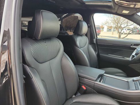 Used 2024 Hyundai Palisade Calligraphy image 10