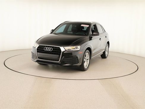 Used 2018 Audi Q3 2.0T Premium w/ Convenience Package image 12