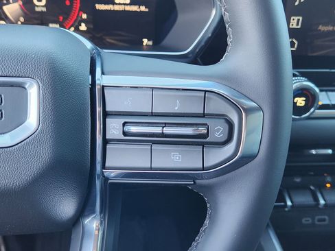 New 2026 GMC Canyon Elevation w/ Convenience Package image 32