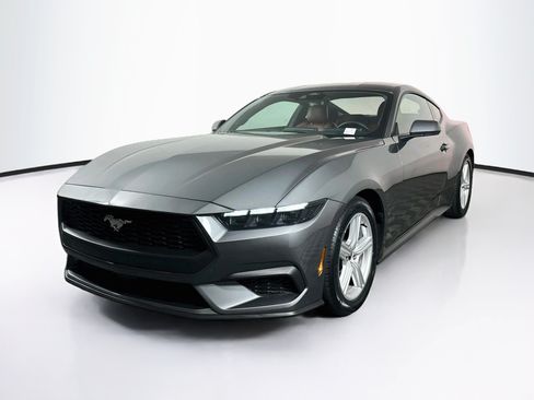 Used 2026 Ford Mustang Premium RWD image 3
