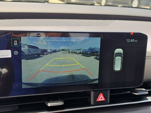 New 2027 Kia Carnival EX FWD image 25