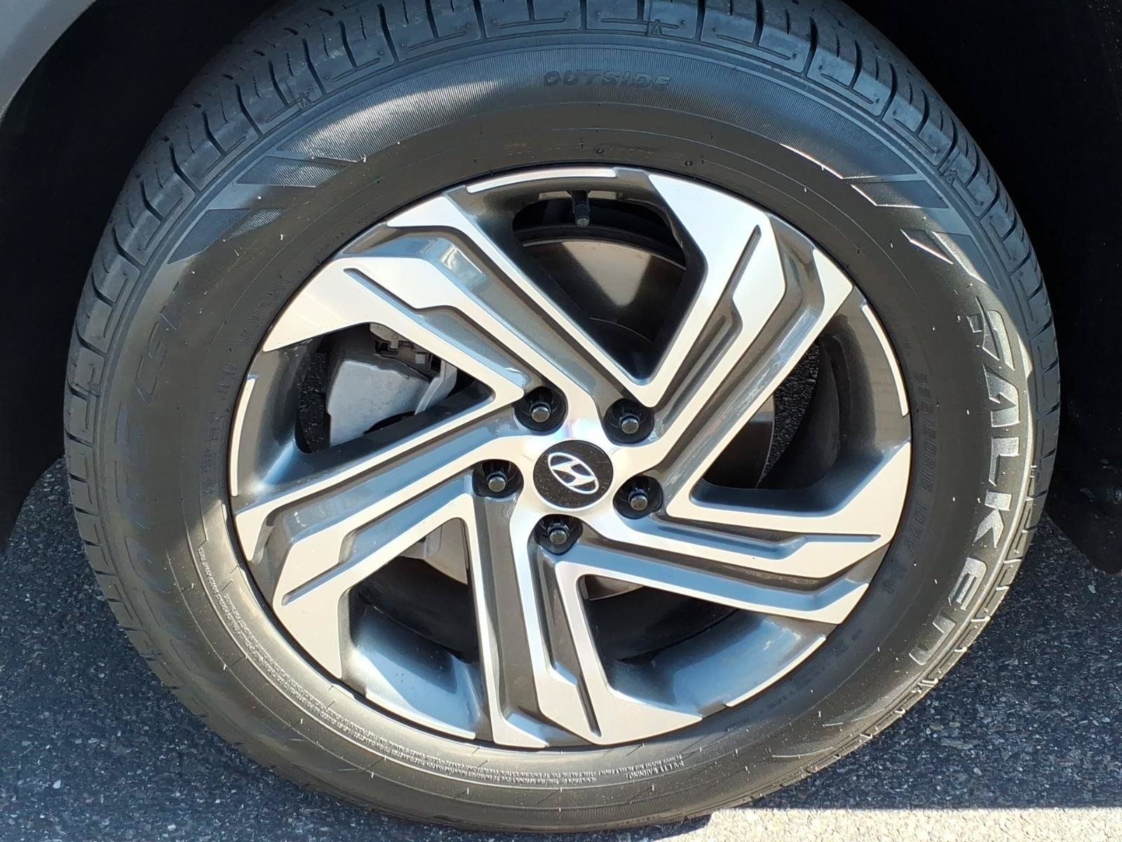 Certified 2022 Hyundai Santa Fe SEL AWD/4WD image 9