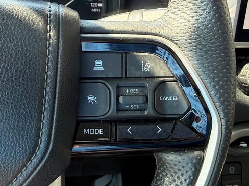 Used 2023 Toyota Tundra Limited AWD/4WD image 21