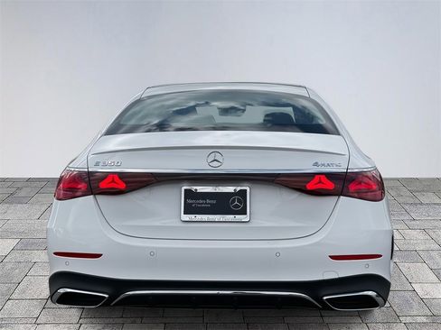 New 2026 Mercedes-Benz E 350 4MATIC Sedan image 5