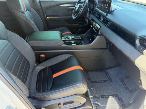 Certified 2026 Honda Passport TrailSport image 32