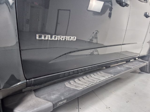 Used 2018 Chevrolet Colorado Z71 RWD image 12