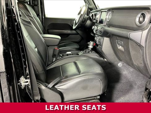 Used 2020 Jeep Gladiator Overland AWD/4WD image 27