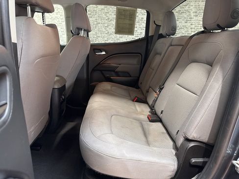 Used 2019 Chevrolet Colorado LT image 15