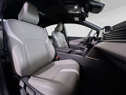 Certified 2025 Toyota Camry SE w/ Convenience Package image 23