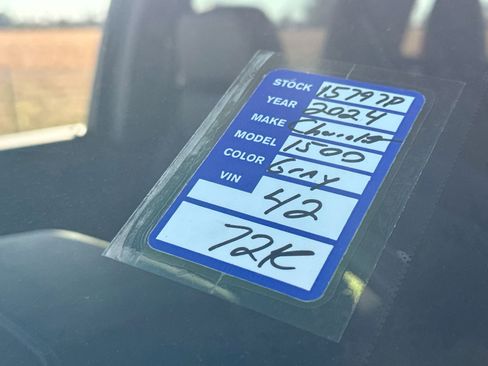 Certified 2024 Chevrolet Silverado 1500 LT Trail Boss w/ Convenience Package II image 27