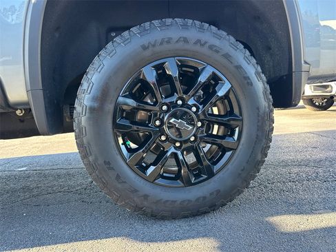 Used 2025 Chevrolet Silverado 2500 LTZ w/ Trail Boss Package image 20