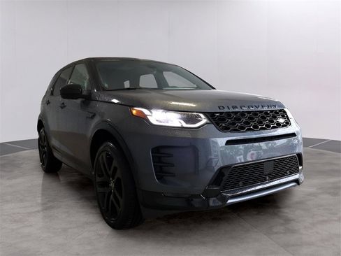 New 2025 Land Rover Discovery Sport Dynamic SE image 5