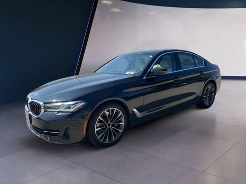 Used 2021 BMW 530i image 1