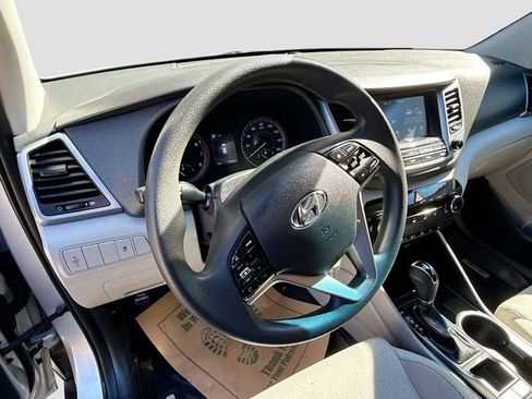 Used 2018 Hyundai Tucson SEL image 12
