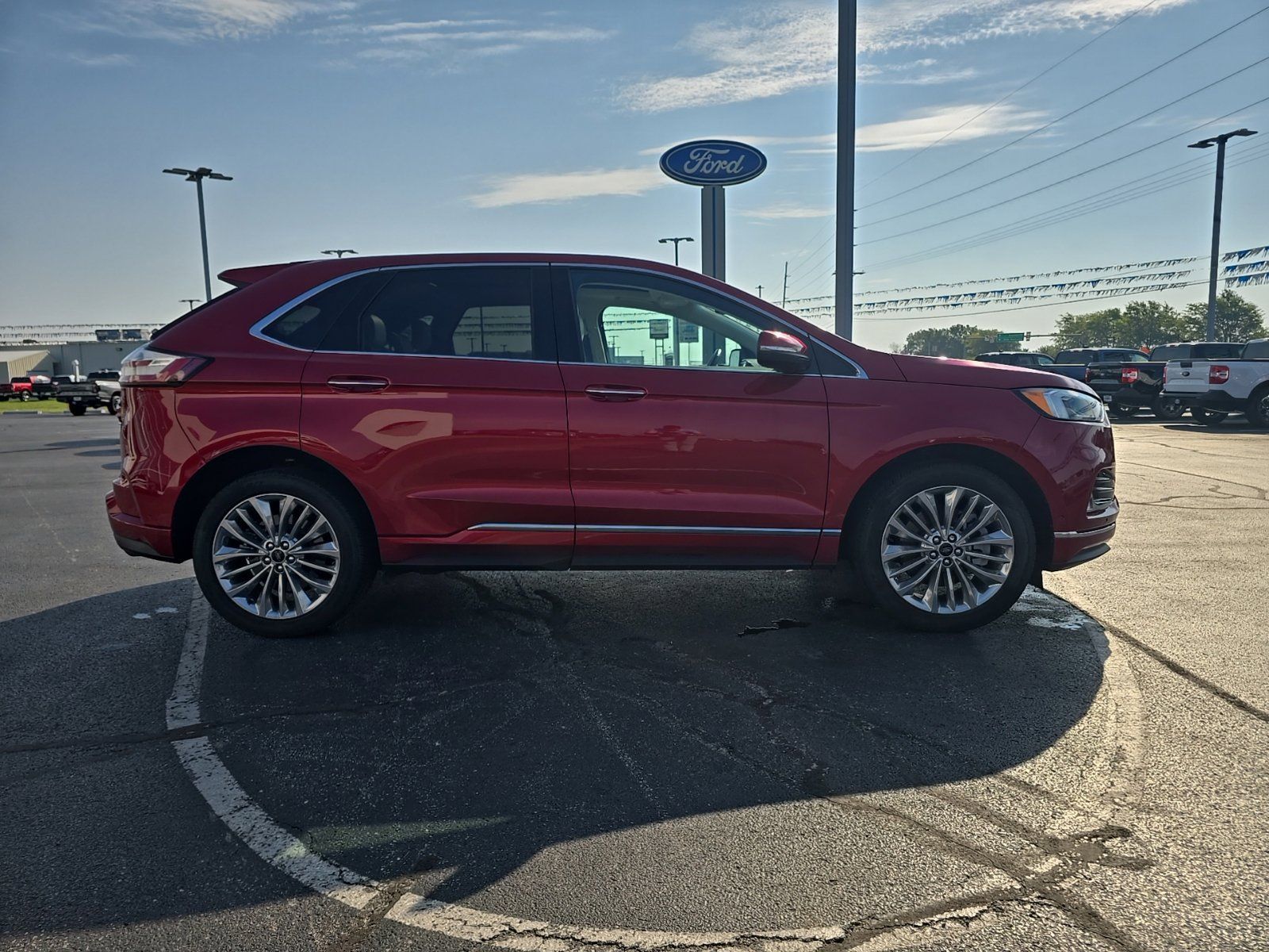 Used 2024 Ford Edge Titanium w/ Titanium Elite Package AWD/4WD image 4