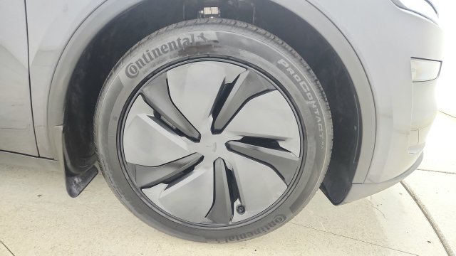 Used 2026 Tesla Model Y AWD image 70