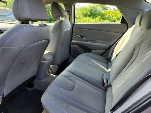 Certified 2023 Hyundai Elantra SEL w/ Convenience Package FWD image 15