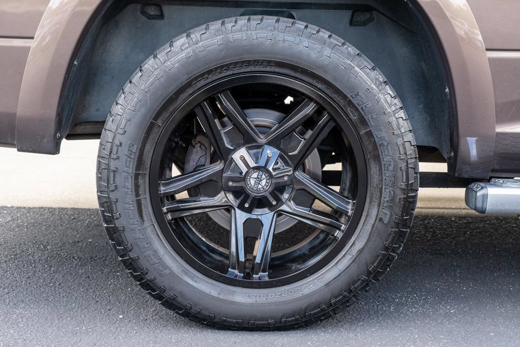 Used 2018 RAM 1500 Laramie w/ Convenience Group AWD/4WD image 31