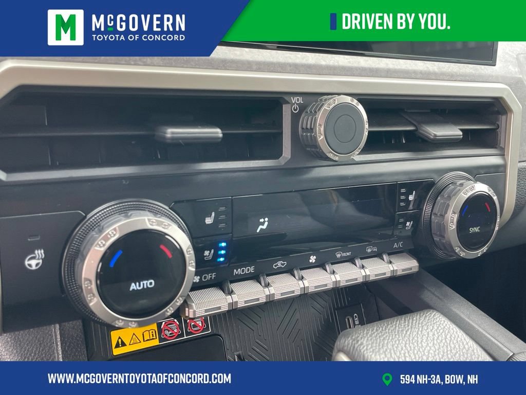 Used 2025 Toyota Tacoma 4x4 Double Cab Hybrid w/ Tow Tech Package image 31