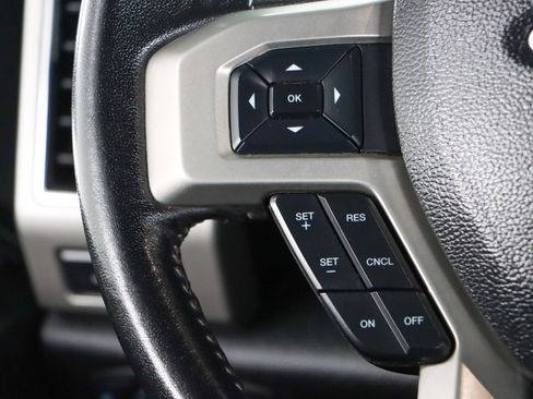 Used 2021 Ford F250 Lariat w/ Lariat Value Package AWD/4WD image 14