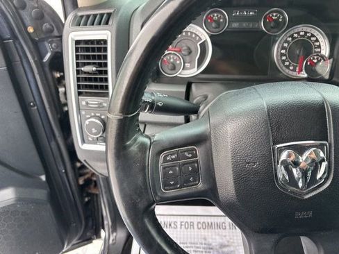 Used 2017 RAM 1500 Classic SLT w/ SLT Plus D￩cor Group image 17