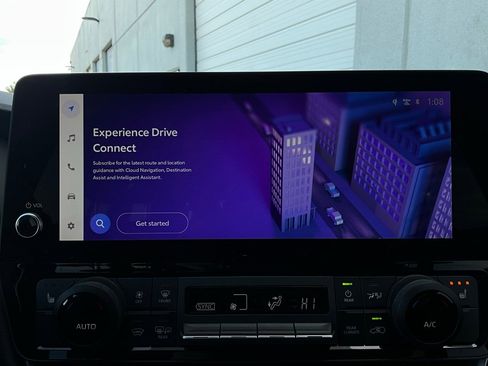 Used 2025 Toyota Grand Highlander FWD image 32