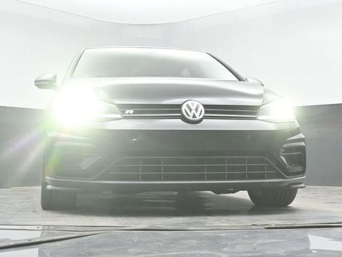 Used 2019 Volkswagen Golf R 4-Door AWD/4WD image 28