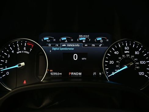 Used 2020 Ford Expedition XLT w/ Equipment Group 202A AWD/4WD image 9