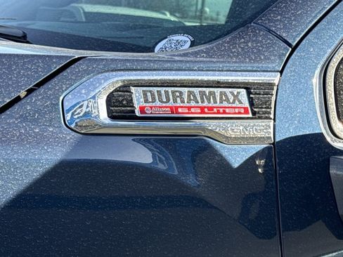 Used 2022 GMC Sierra 3500 Denali image 17